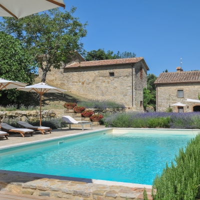 Isolated villas with Tuscany Now & More