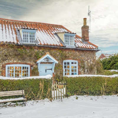 Cosy Christmas Cottages