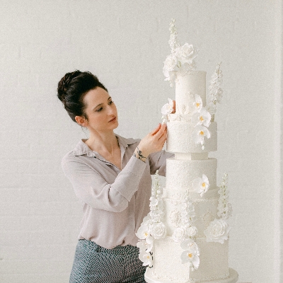 Wedding News: Sweet success for Cake Design by Holly Miller