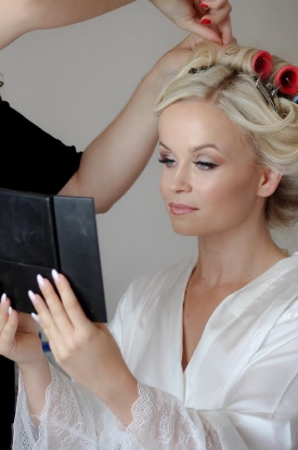 How to choose your perfect hair and make-up artist - with Somerset's Tracy Pallari: Image 1