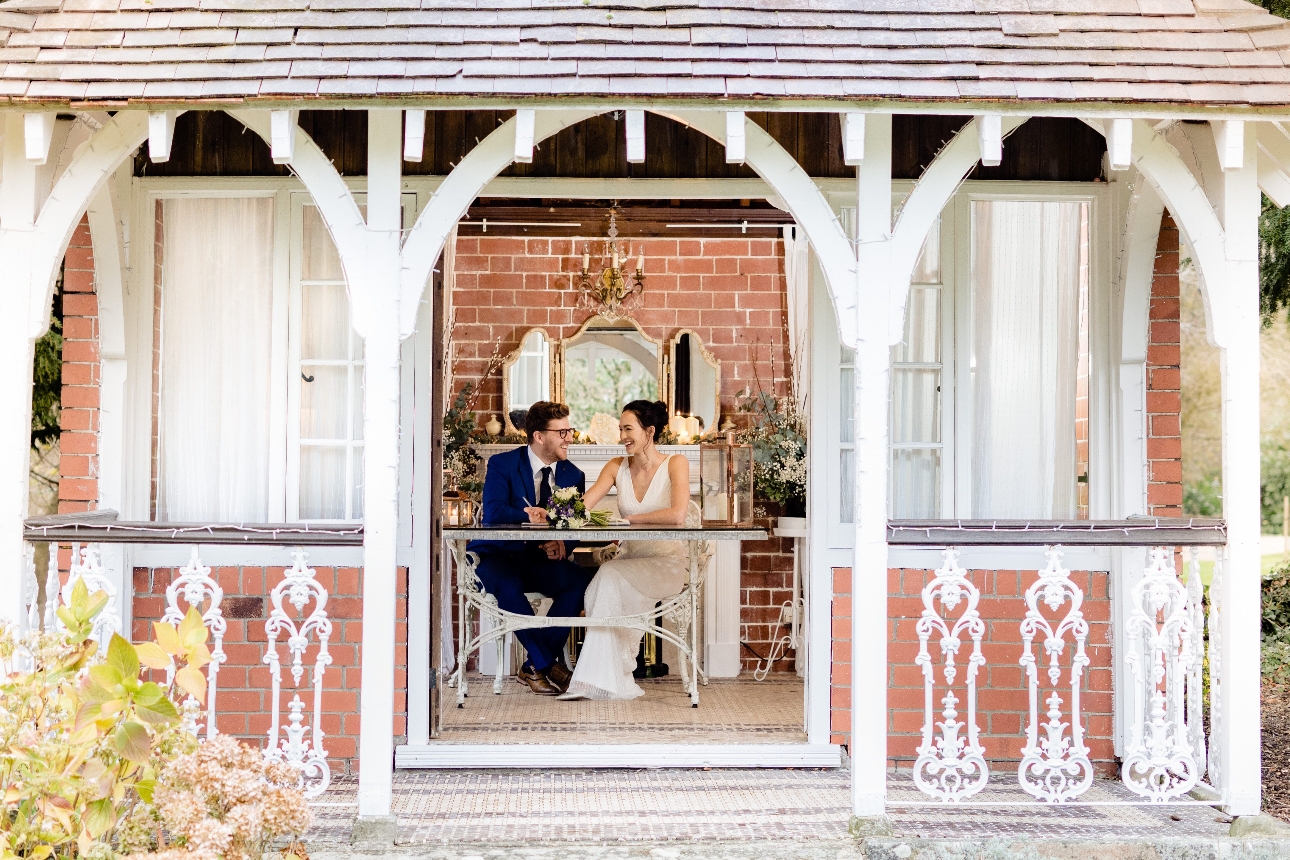 Hold a Bristol elopement at Berwick Lodge wedding venue: Image 1