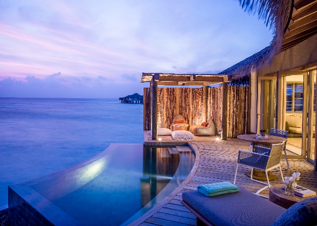 InterContinental Maldives Maamunagau Resort pool overlooking the sea